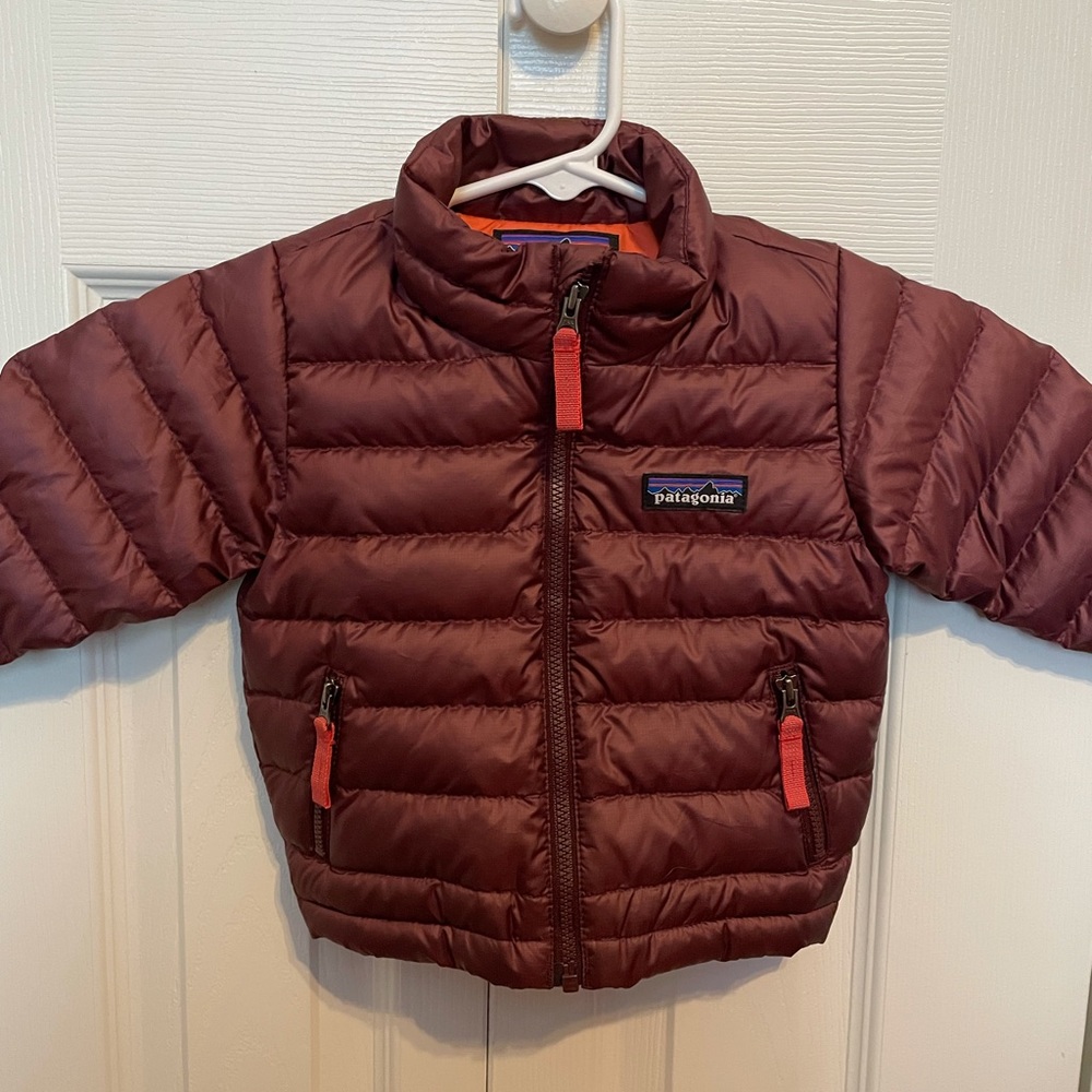 Baby PATAGONIA Down Sweater / Jacket Size 3-6 mon